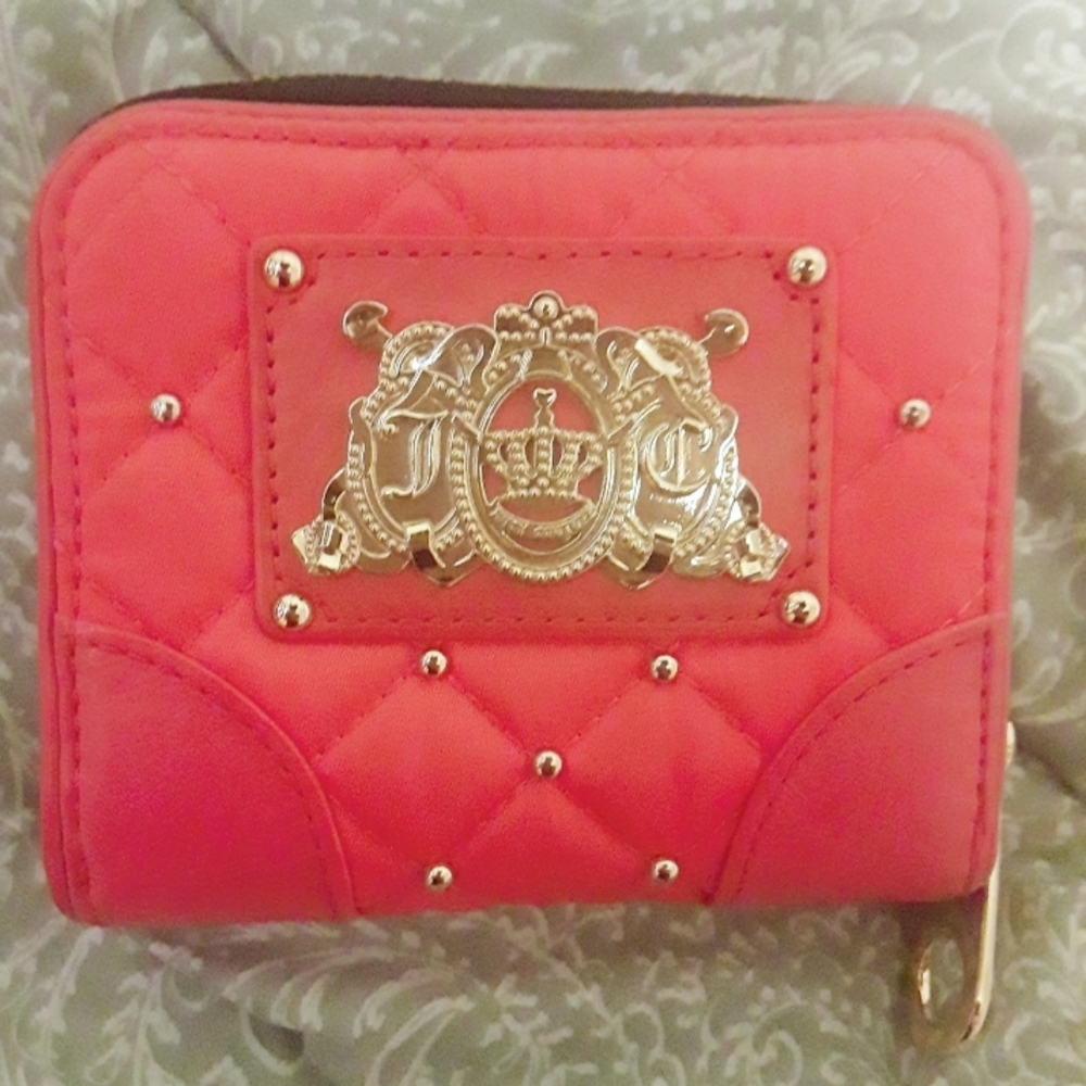 Free Gift! Pink Juicy couture wallet - Picture 2 of 5